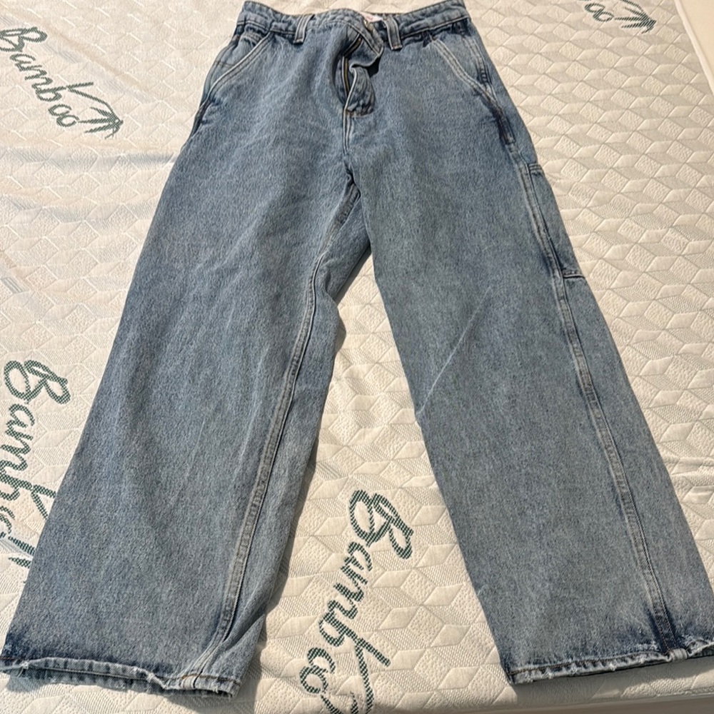 Lisa Says Gah Jeans